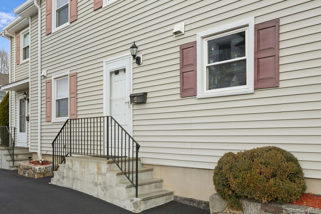 Photo of 14 Harold Avenue #4, Greenwich, CT 06830 (MLS # 929879)