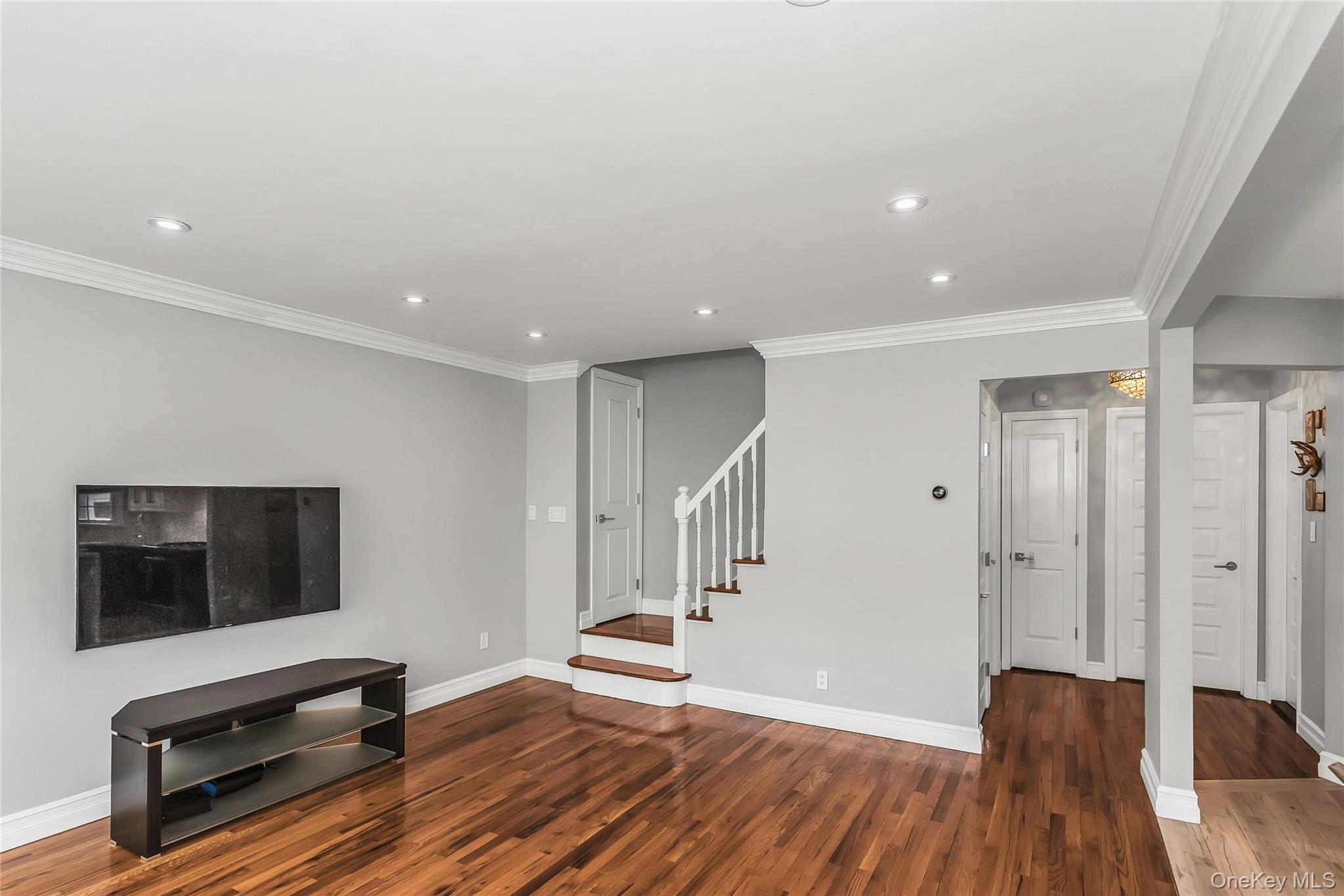 80-35 Langdale Street