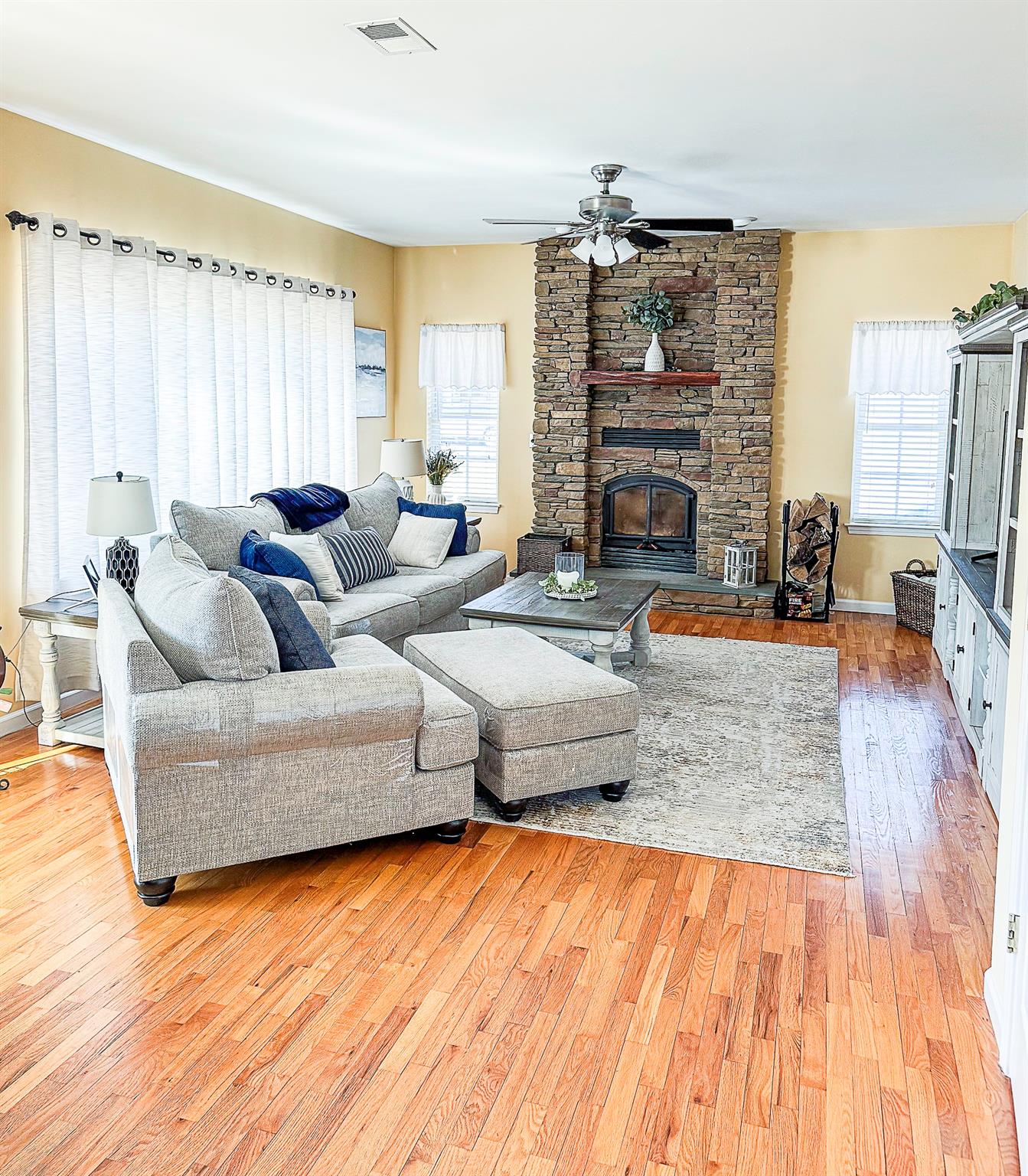 6 Wellington Place, Highland, New York image 6