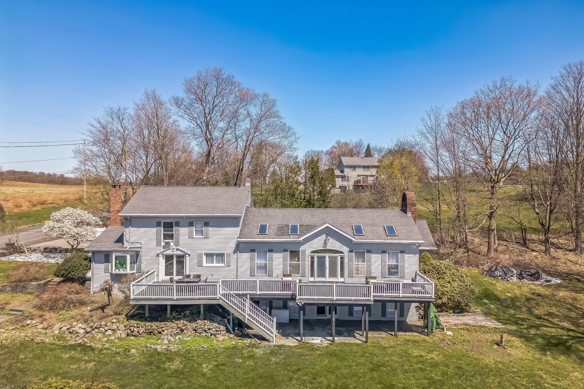 333 Arcadia Road, Goshen, New York image 1