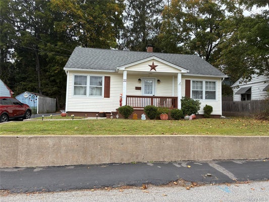 22 FARNUM ST, PORT JERVIS, NY 12771 - Image 2e5cc80ff80f89eef6535f81a58b7fa4/2251302057