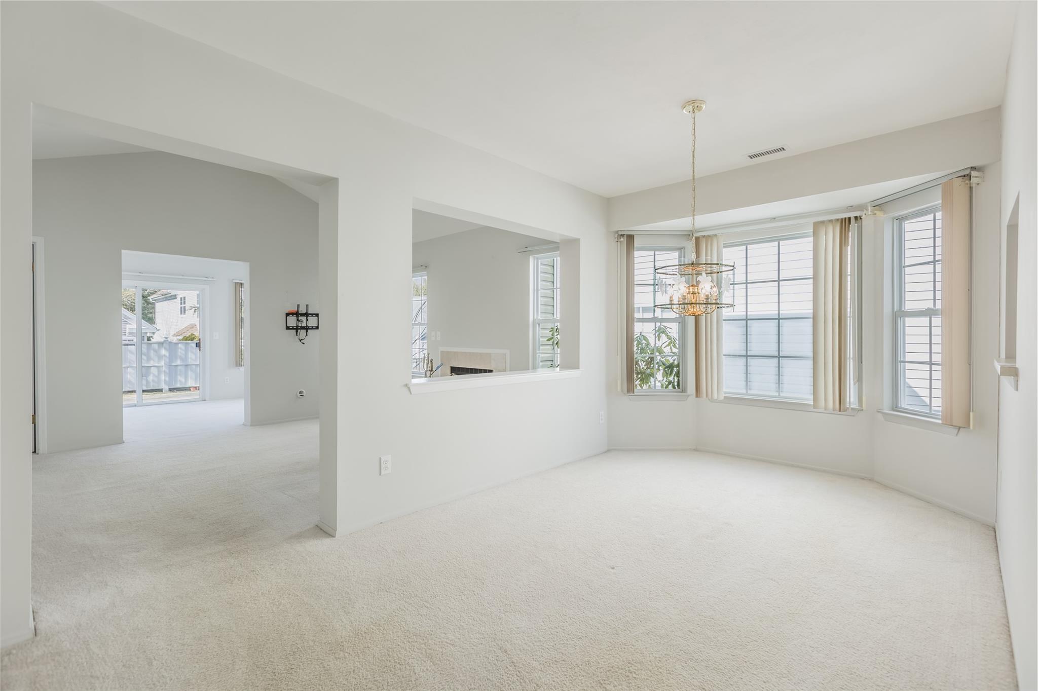 7 Ethan Circle, Middle Island, New York image 12