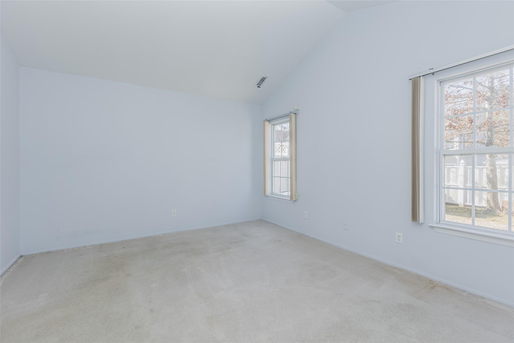 7 Ethan Circle, Middle Island, New York image 15