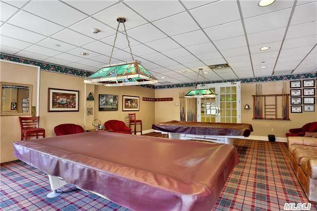 7 Ethan Circle, Middle Island, New York image 26