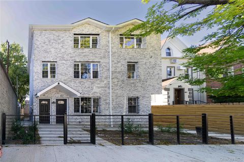 7036 70th Street Glendale NY 11385