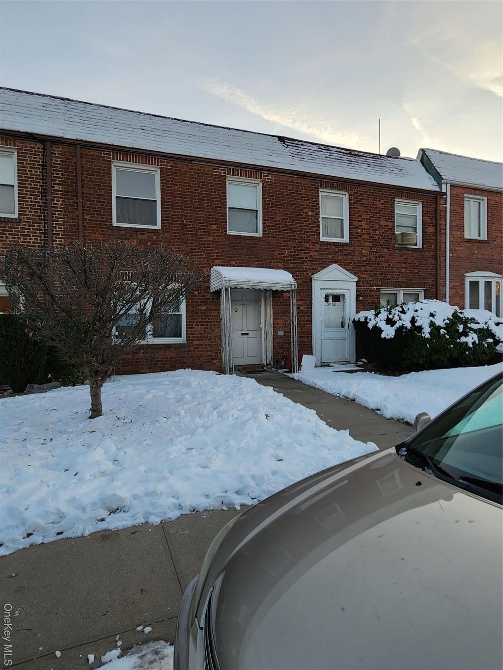 Photo of 16662 22nd Avenue, Whitestone, NY 11357 (MLS # 946776)