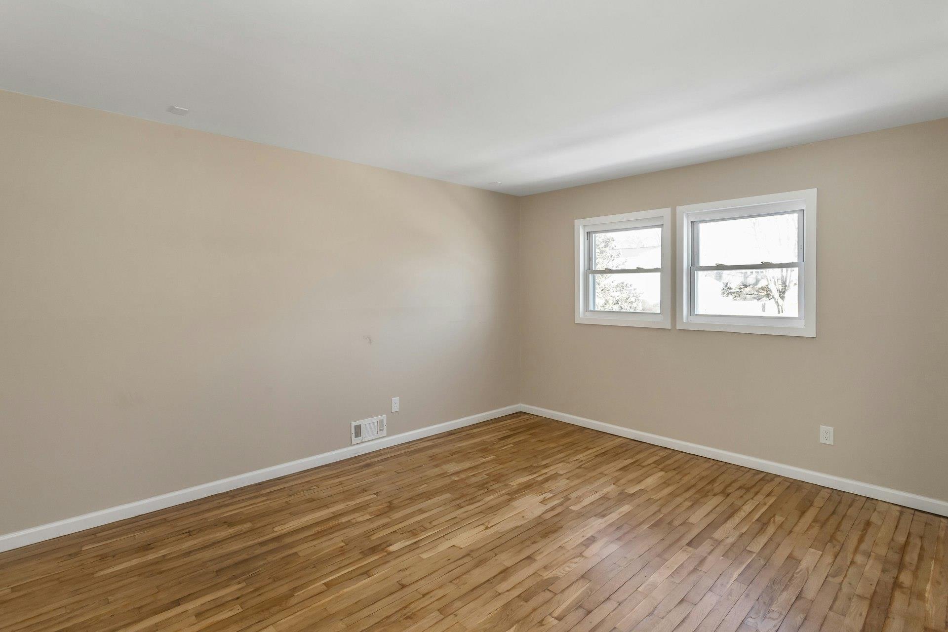 1280 Waverly Avenue, Farmingville, New York image 13
