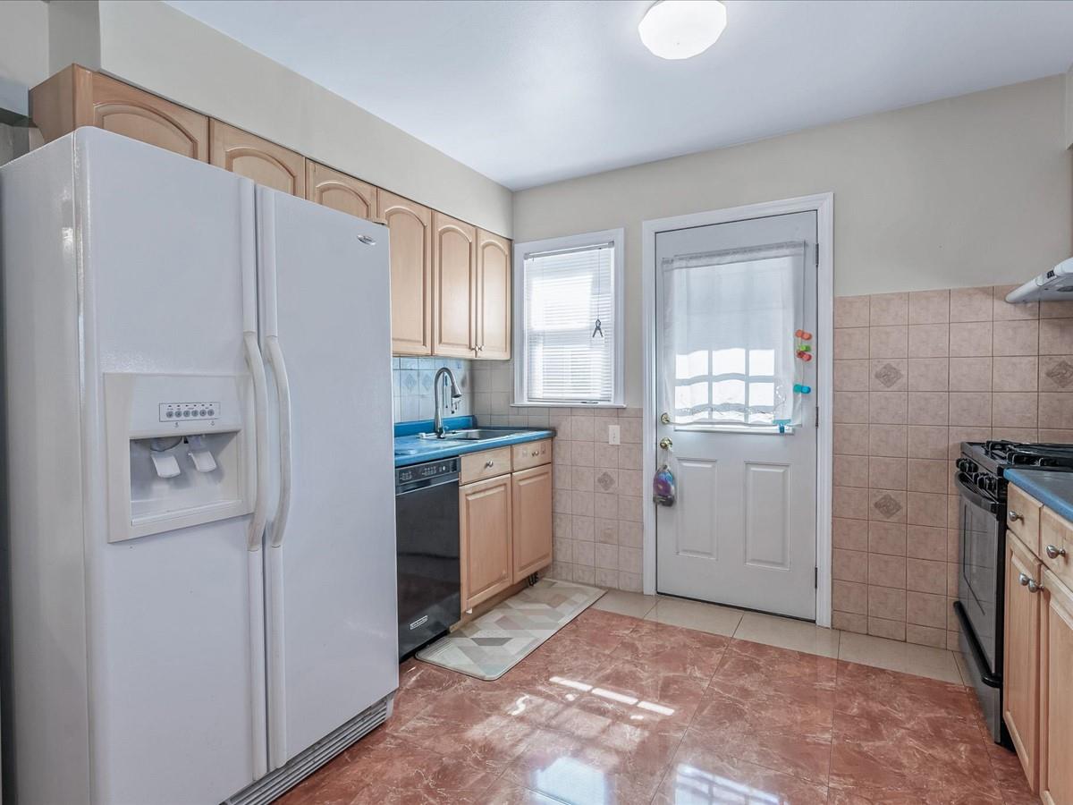22 Juanita Avenue, Huntington, New York image 7