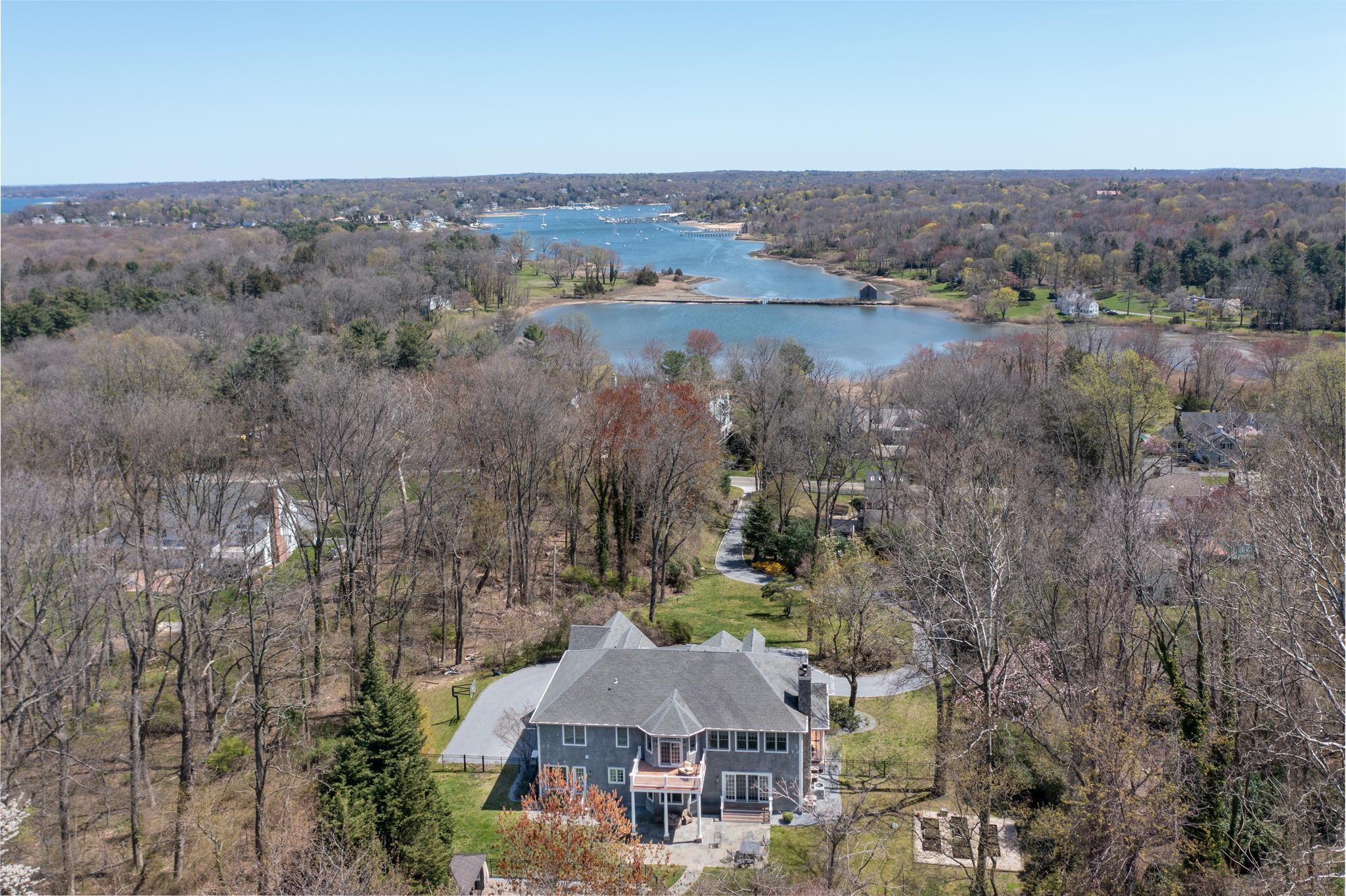 280 Southdown Road, Lloyd Harbor, New York image 34