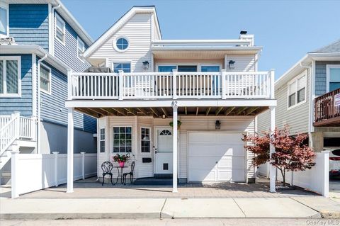 Photo of 82 Tennessee Avenue, Long Beach, NY 11561 (MLS # 913950)