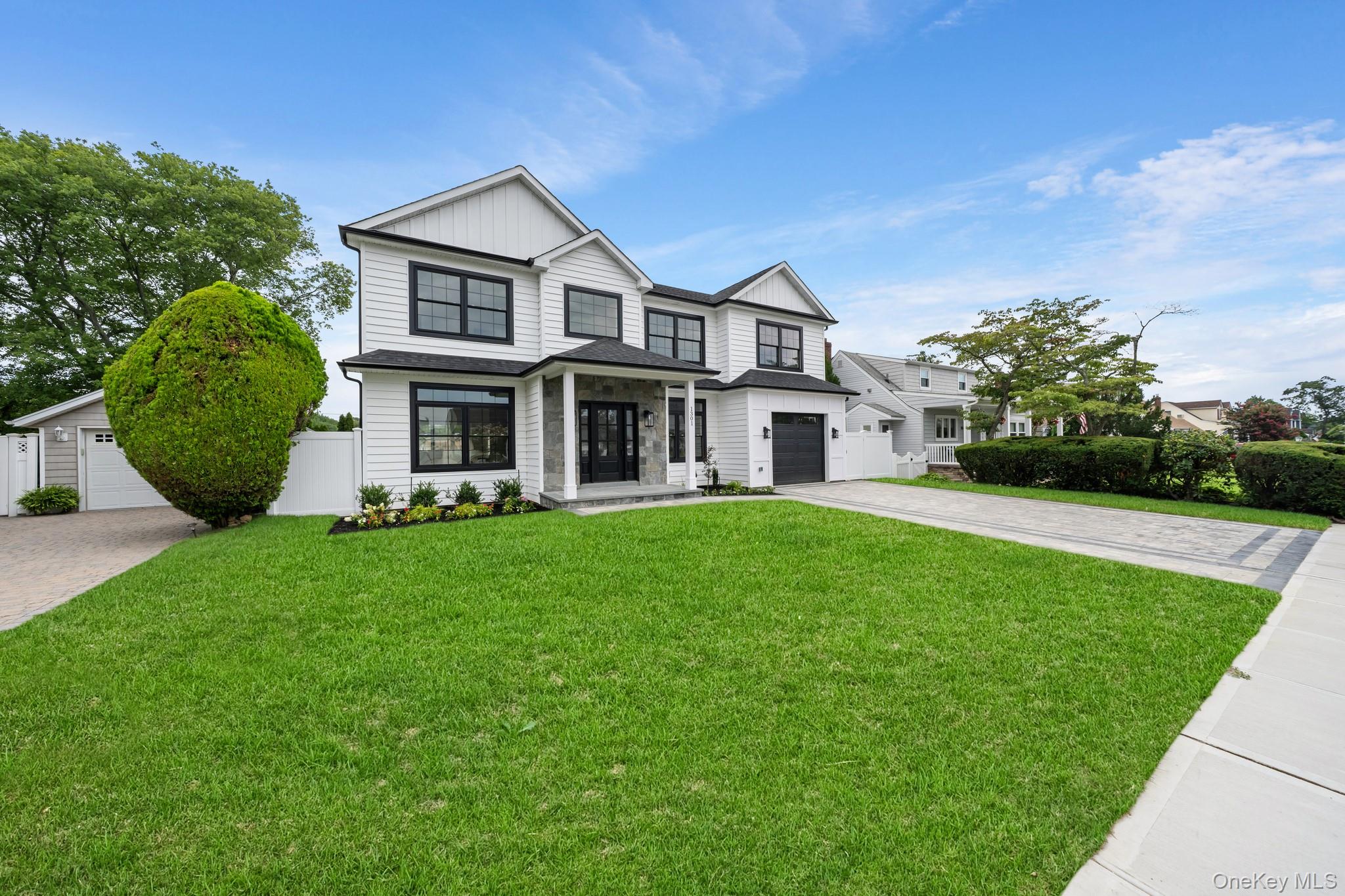 1301 Lakeside Drive