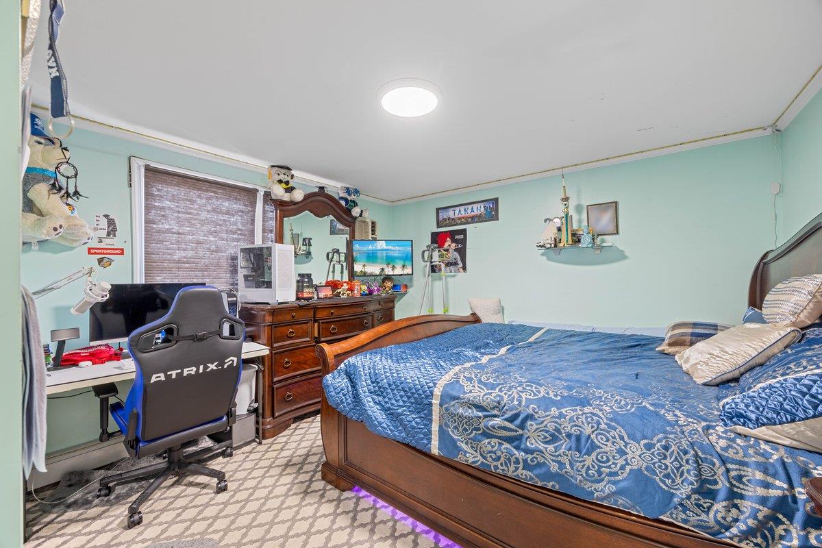 58 Camdike Street, Valley Stream, New York image 12