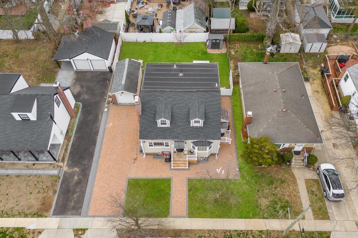 58 Camdike Street, Valley Stream, New York image 24