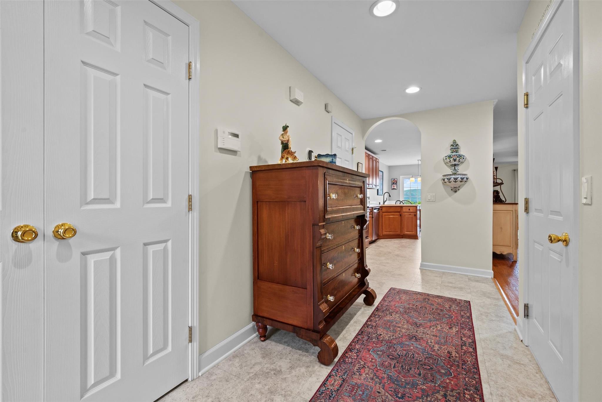 5005 John Hancock Court #100, New Windsor, New York image 9