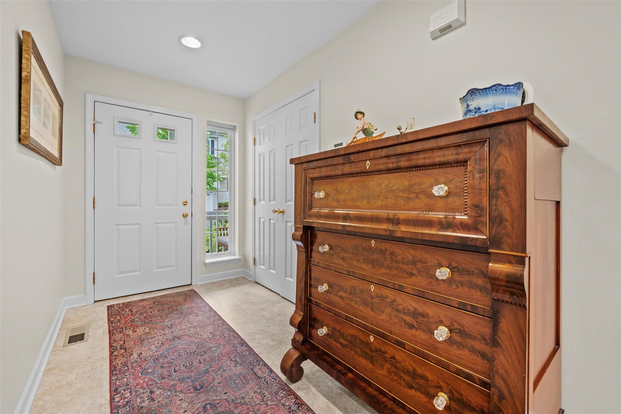 5005 John Hancock Court #100, New Windsor, New York image 10