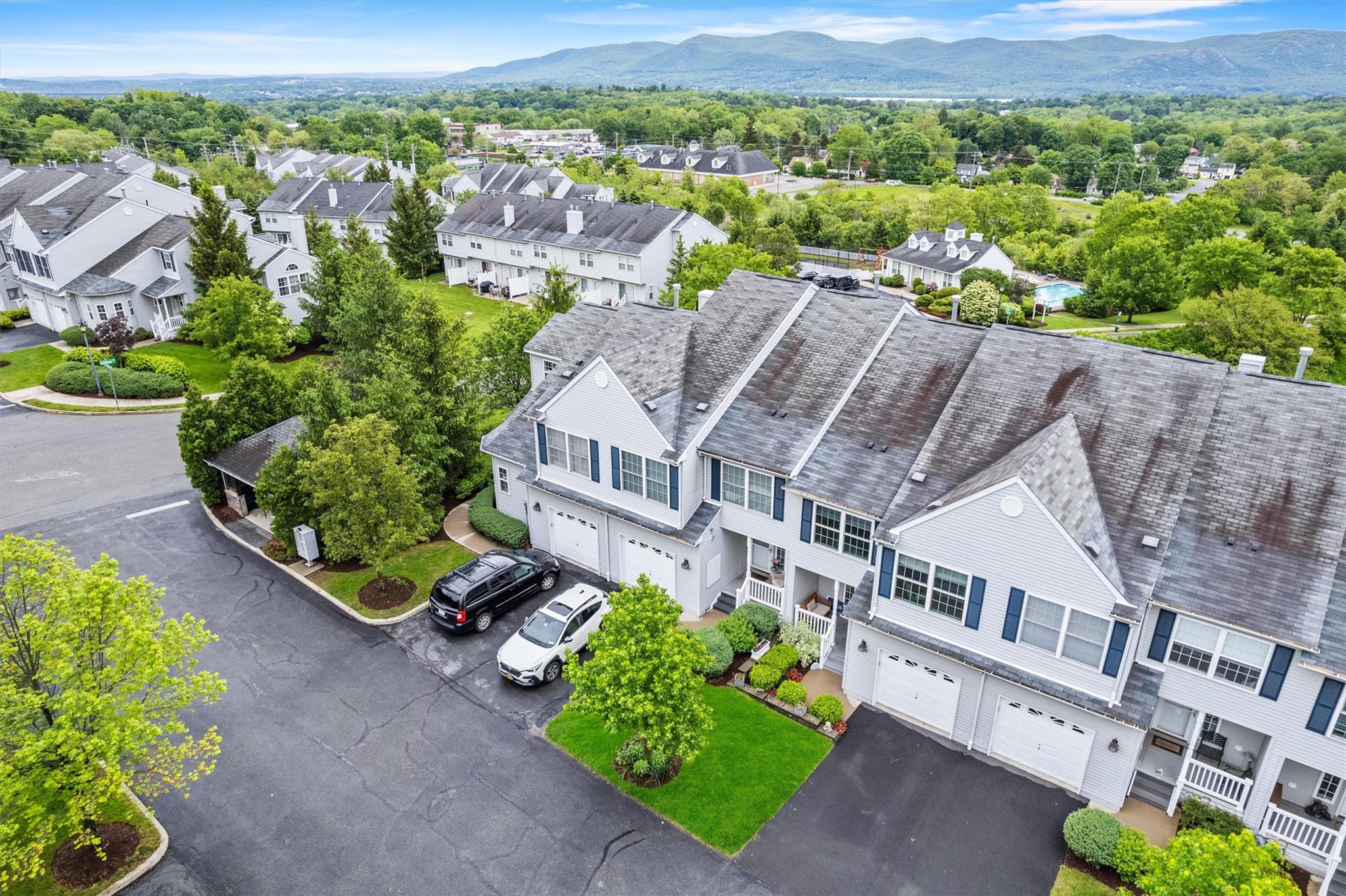 5005 John Hancock Court #100, New Windsor, New York image 2