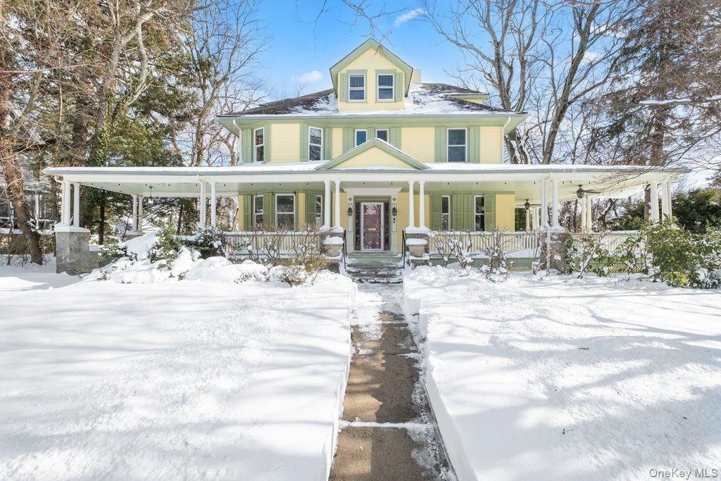 Photo of 47 Elk Avenue, New Rochelle, NY 10804 (MLS # 941895)