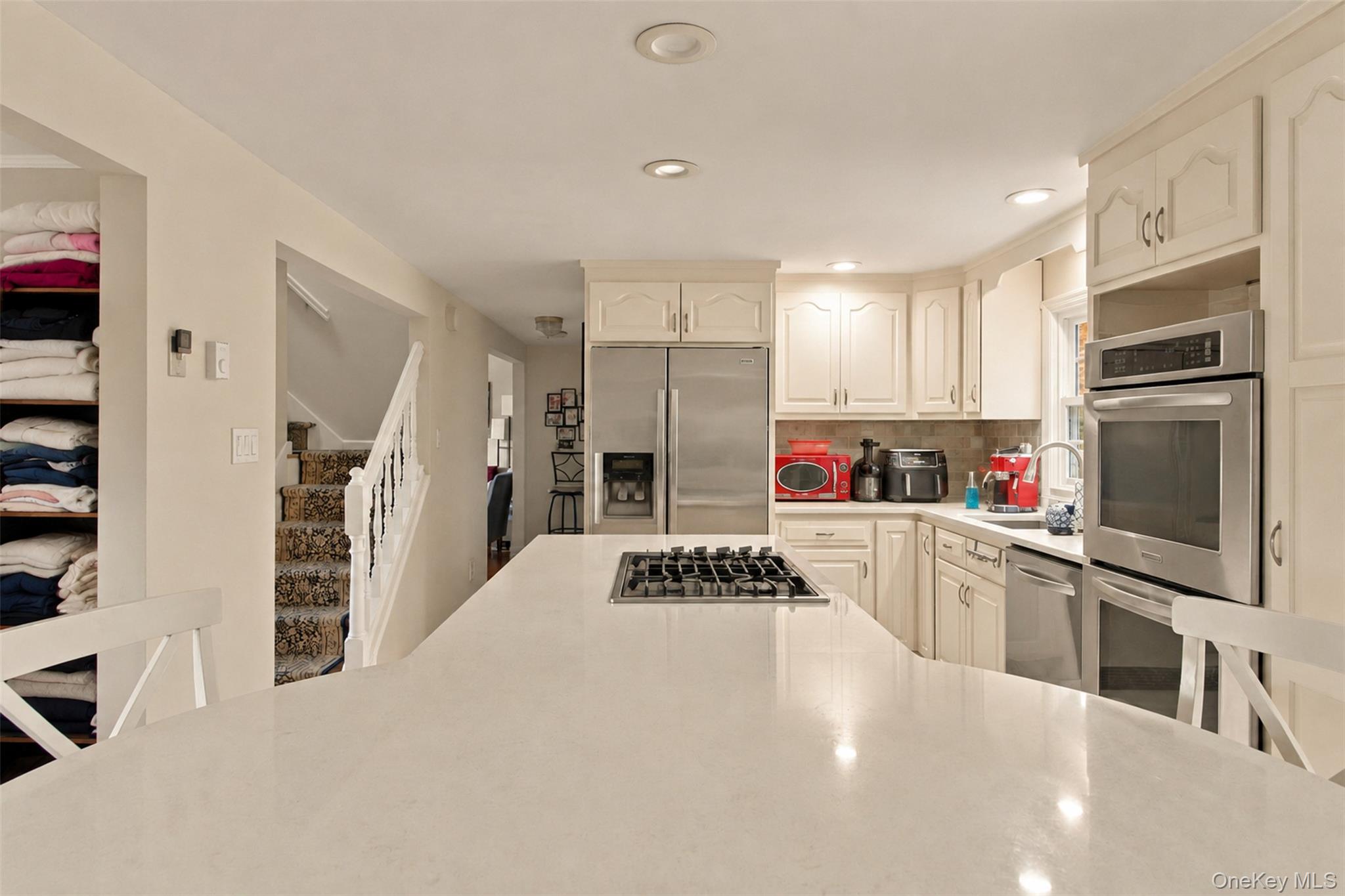236 Ludingtonville Road