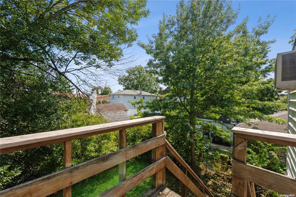 62 Herman Boulevard, Franklin Square, New York image 45