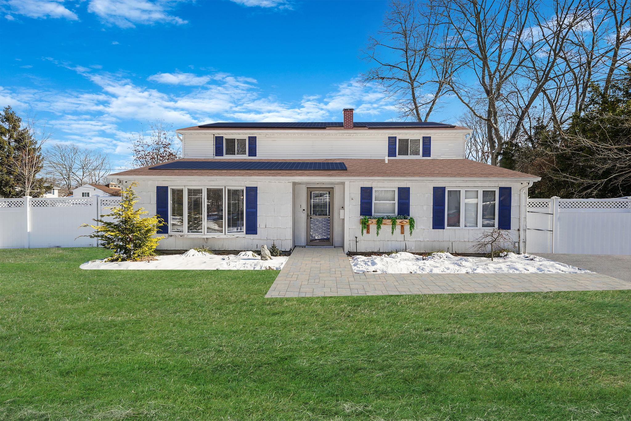 1 Cub Road, South Setauket, New York image 1