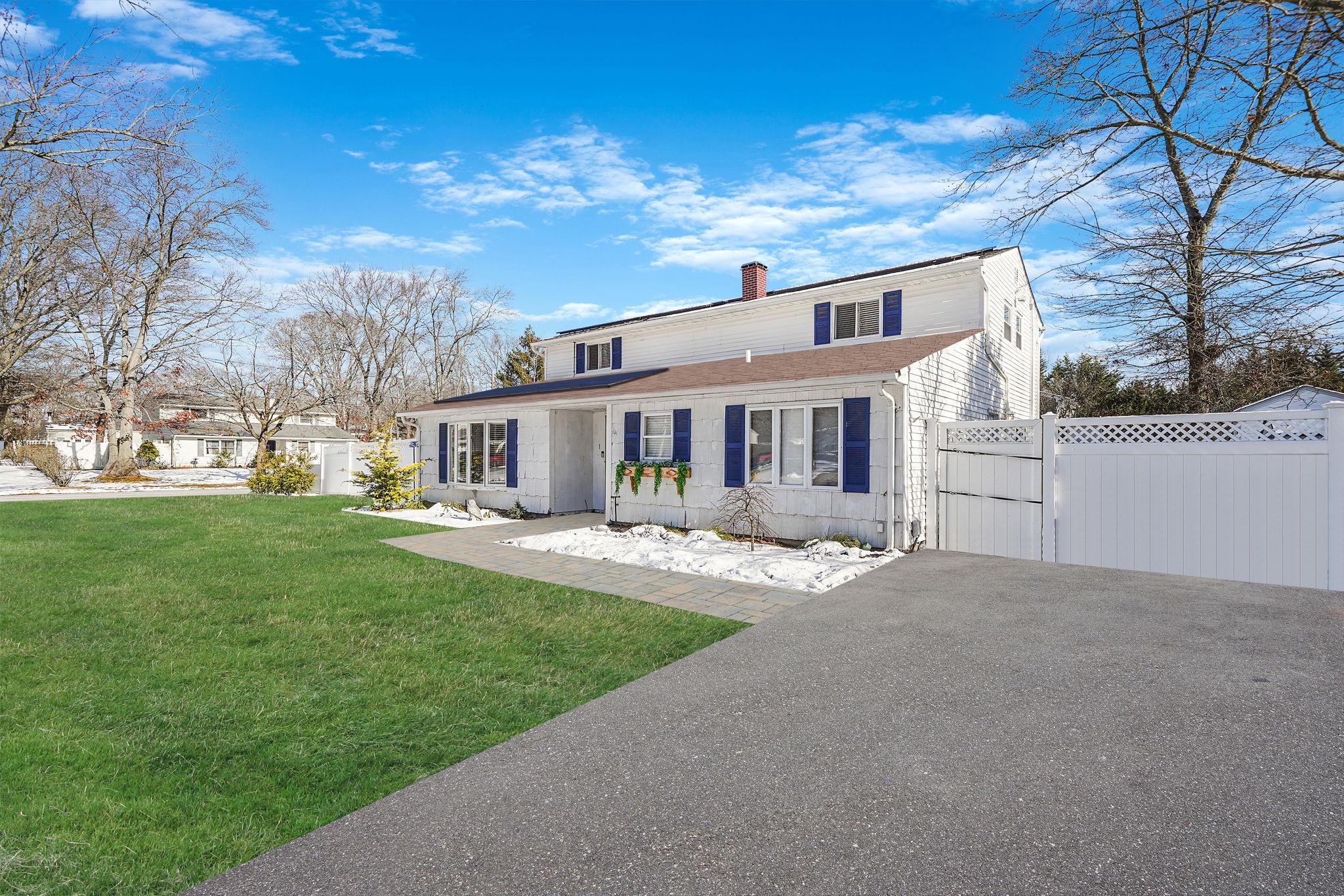 1 Cub Road, South Setauket, New York image 2