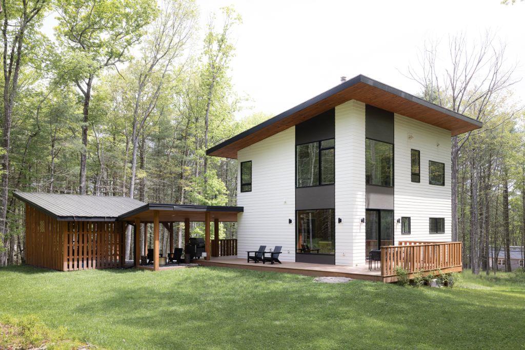 20 Carpathy Court, Glen Spey, New York image 1