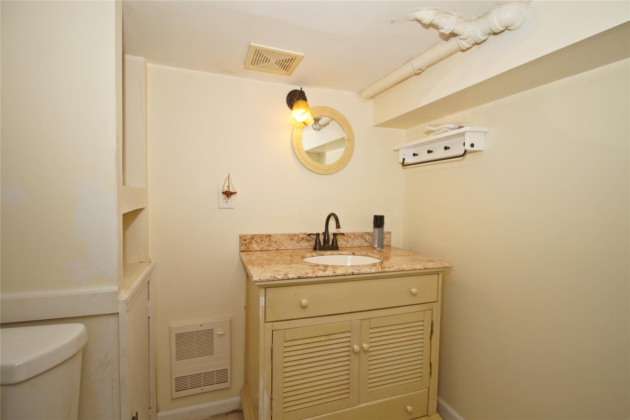 8730 110th Street, Richmond Hill, New York image 14