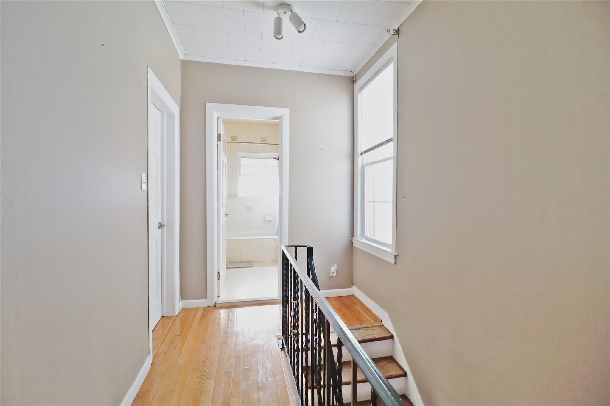 8730 110th Street, Richmond Hill, New York image 8