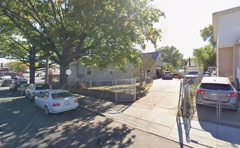 Multifamily For Sale - 17626 126th Avenue<br/> Jamaica, NY 11434