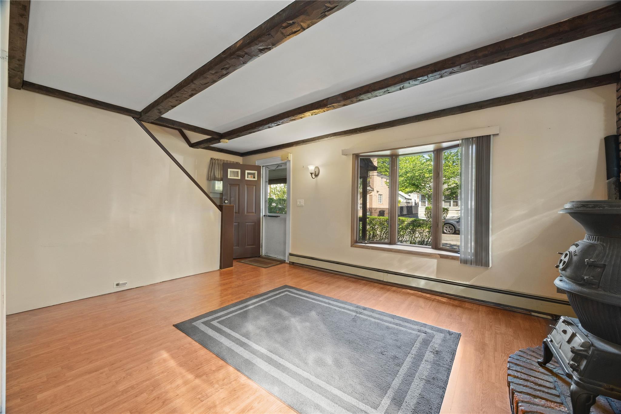 18 Willow Street, Roslyn Heights, New York image 5
