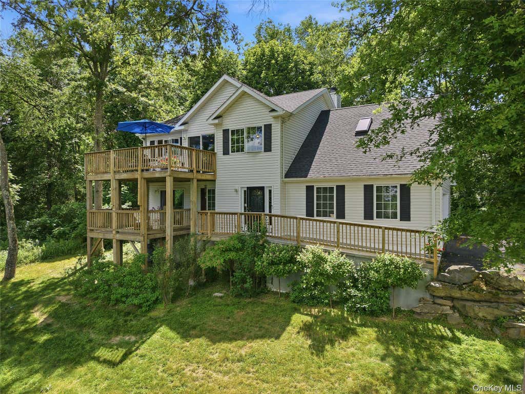 Photo of 15 Meadow Drive, Red Hook, NY 12571 (MLS # 1036106)