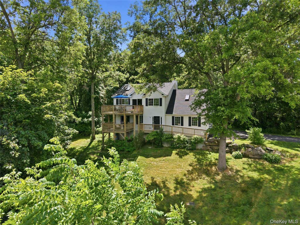 Photo of 15 Meadow Drive, Red Hook, NY 12571 (MLS # 1036106)