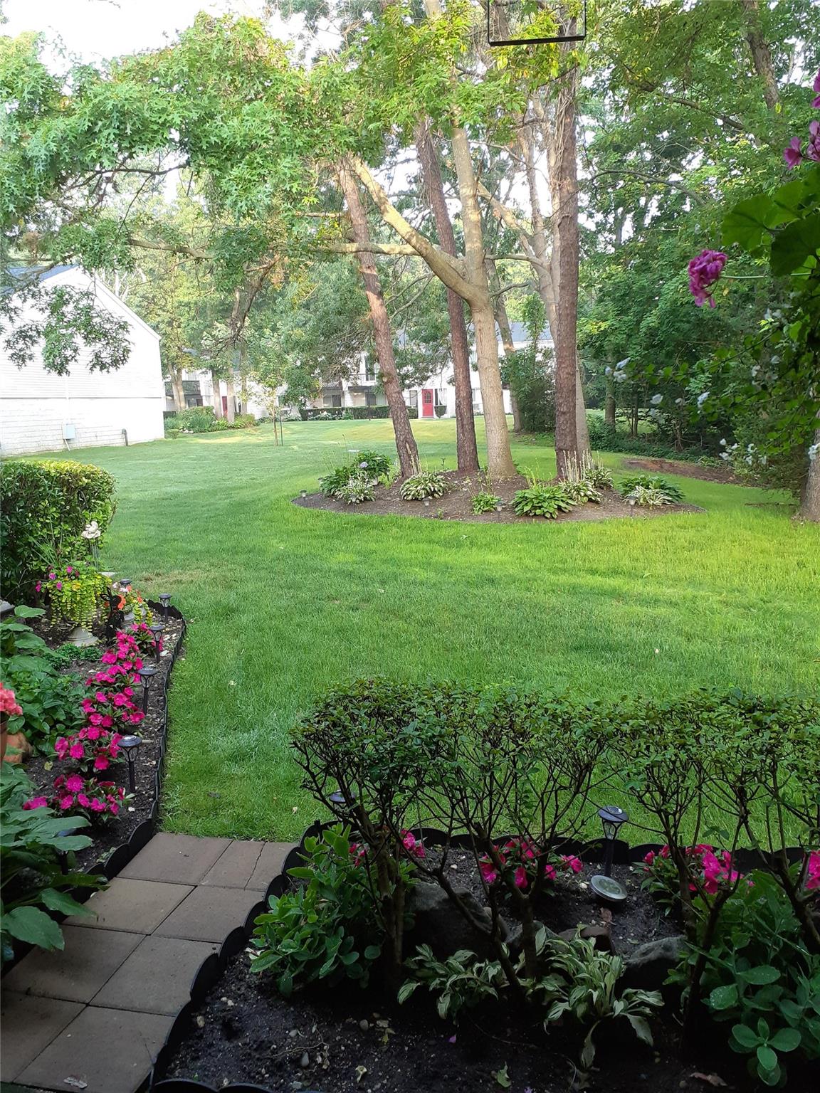 34 Richmond Boulevard #1B, Ronkonkoma, New York image 13