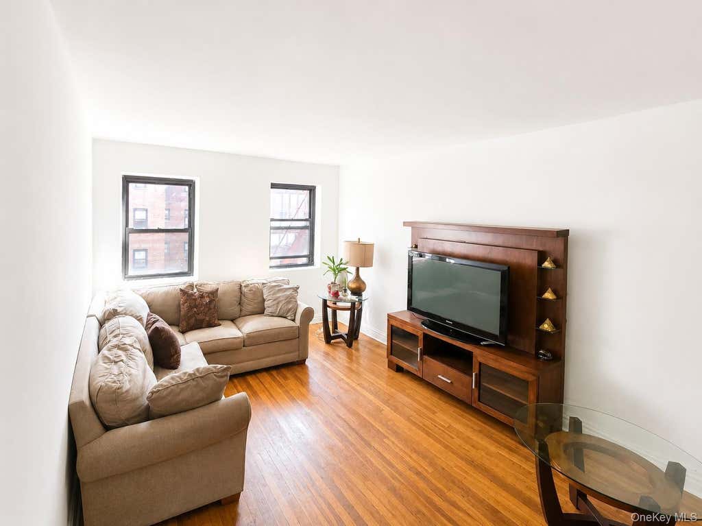 Photo of 118-60 Metropolitan Avenue #C3, Kew Gardens, NY 11415 (MLS # 1027911)