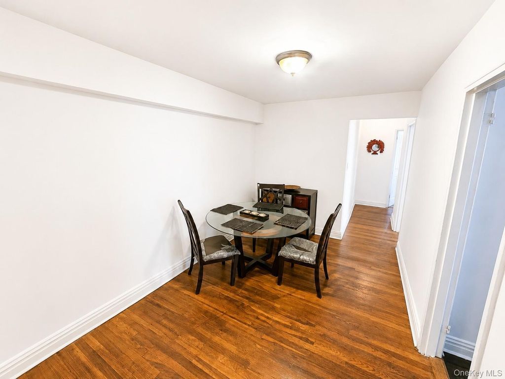 Photo of 118-60 Metropolitan Avenue #C3, Kew Gardens, NY 11415 (MLS # 1027911)