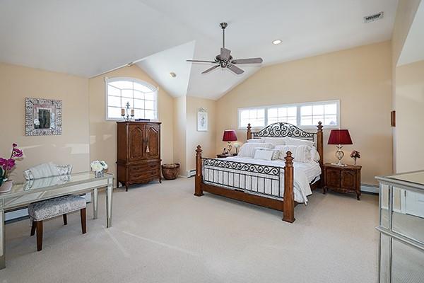 3646 Collector Lane, Bethpage, New York image 28