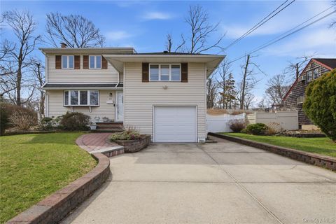 Homes For Sale - 26 Bowden Drive<br/> Huntington Station, NY 11746