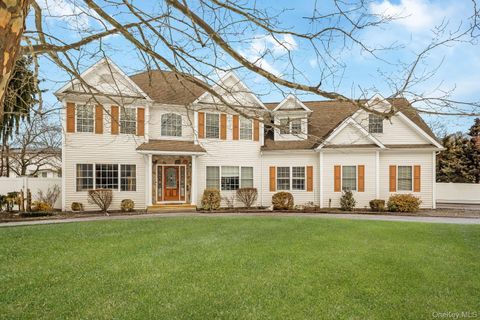 Homes For Sale - 2 Equine Lane<br/> Lake Grove, NY 11755