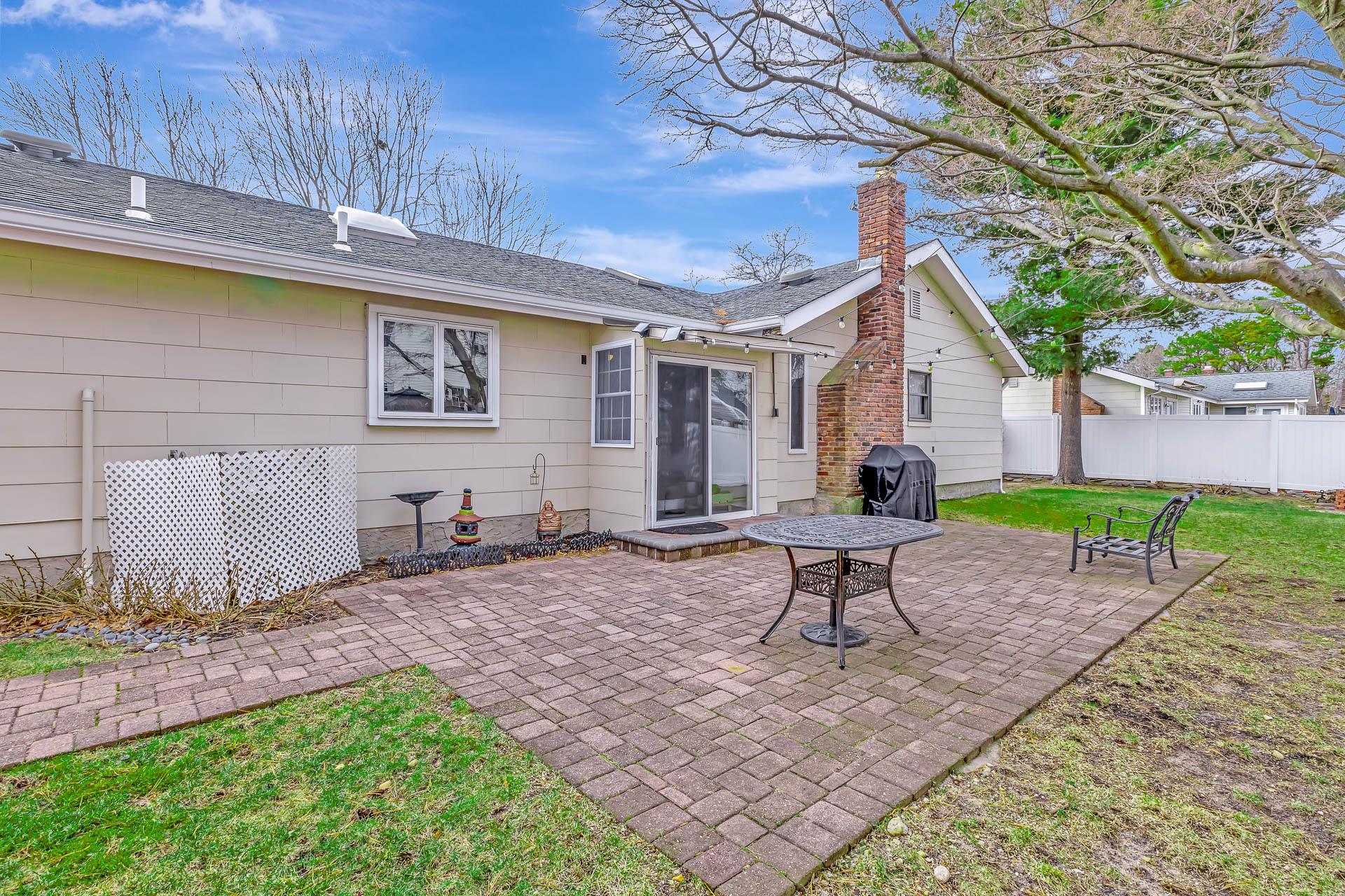 265 Bridgeport Avenue, Medford, New York image 29