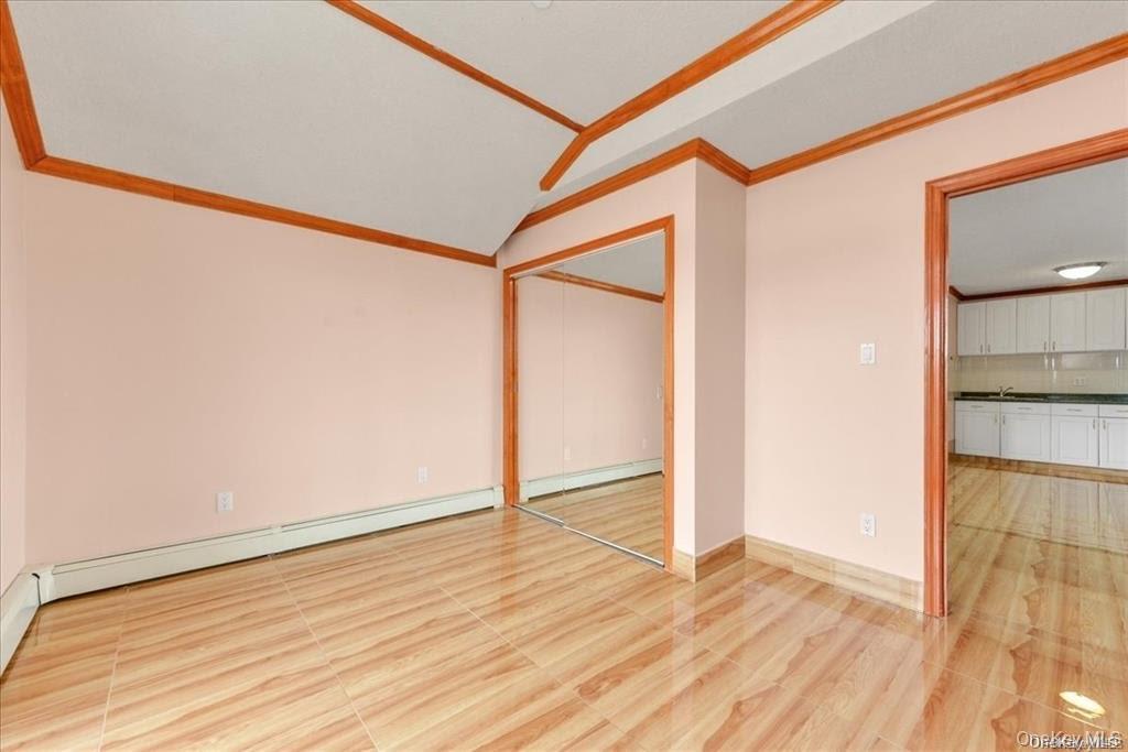 147-40 Jewel Avenue