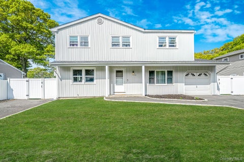 Homes For Sale - 1532 Gogel Street<br/> Holbrook, NY 11741