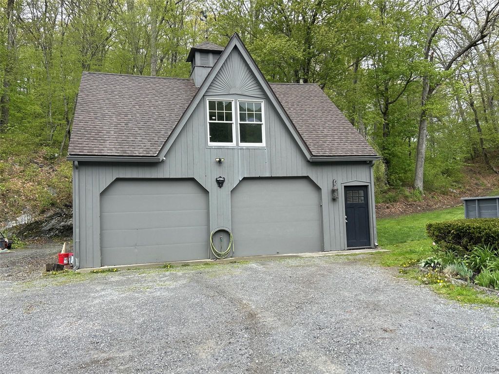 Photo of 810 ROUTE 343, Dover Plains, NY 12522 (MLS # 996401)