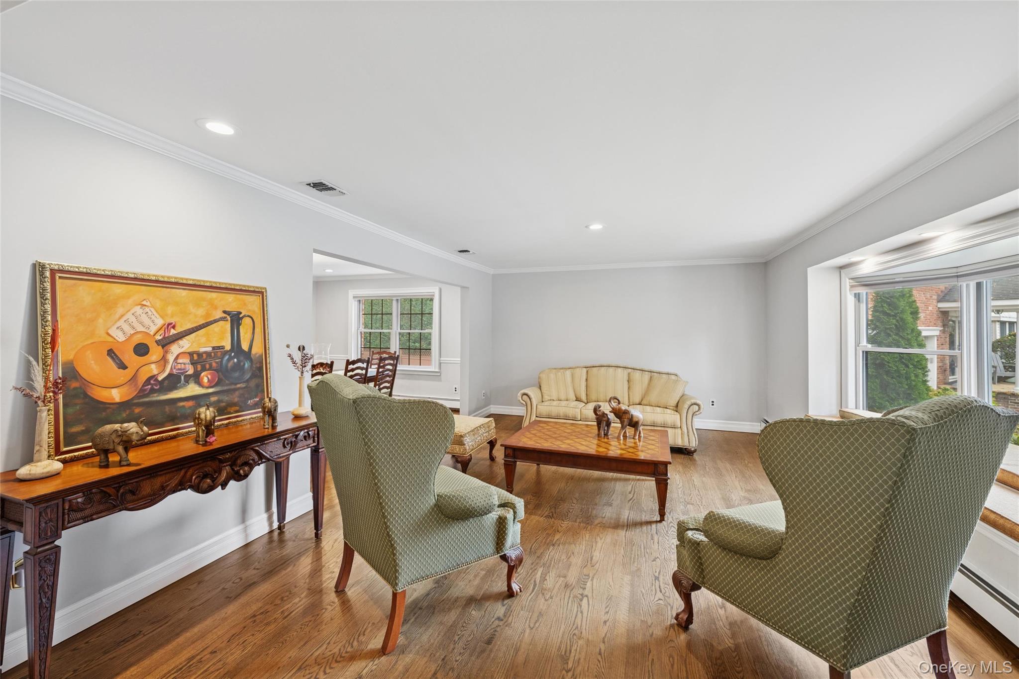 18 Knoll Lane