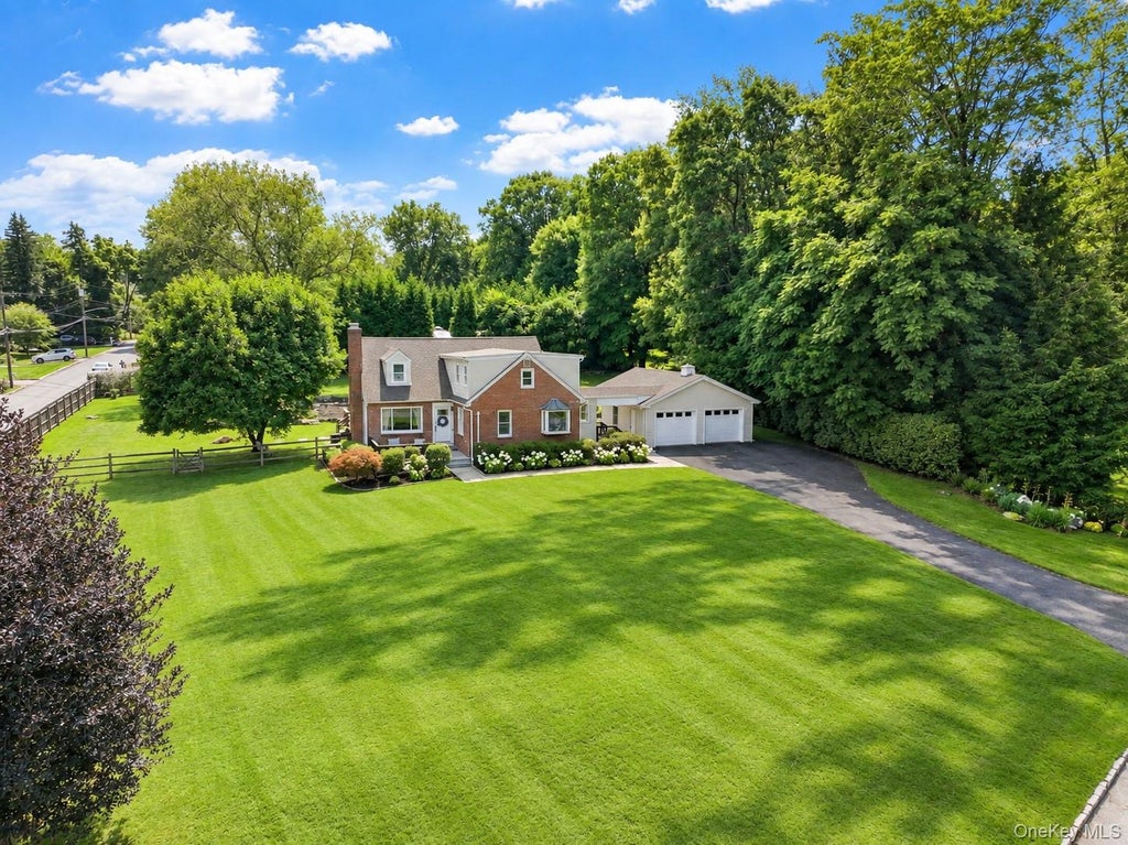 Photo of 90 Palisade Avenue, White Plains, NY 10607 (MLS # 1047478)