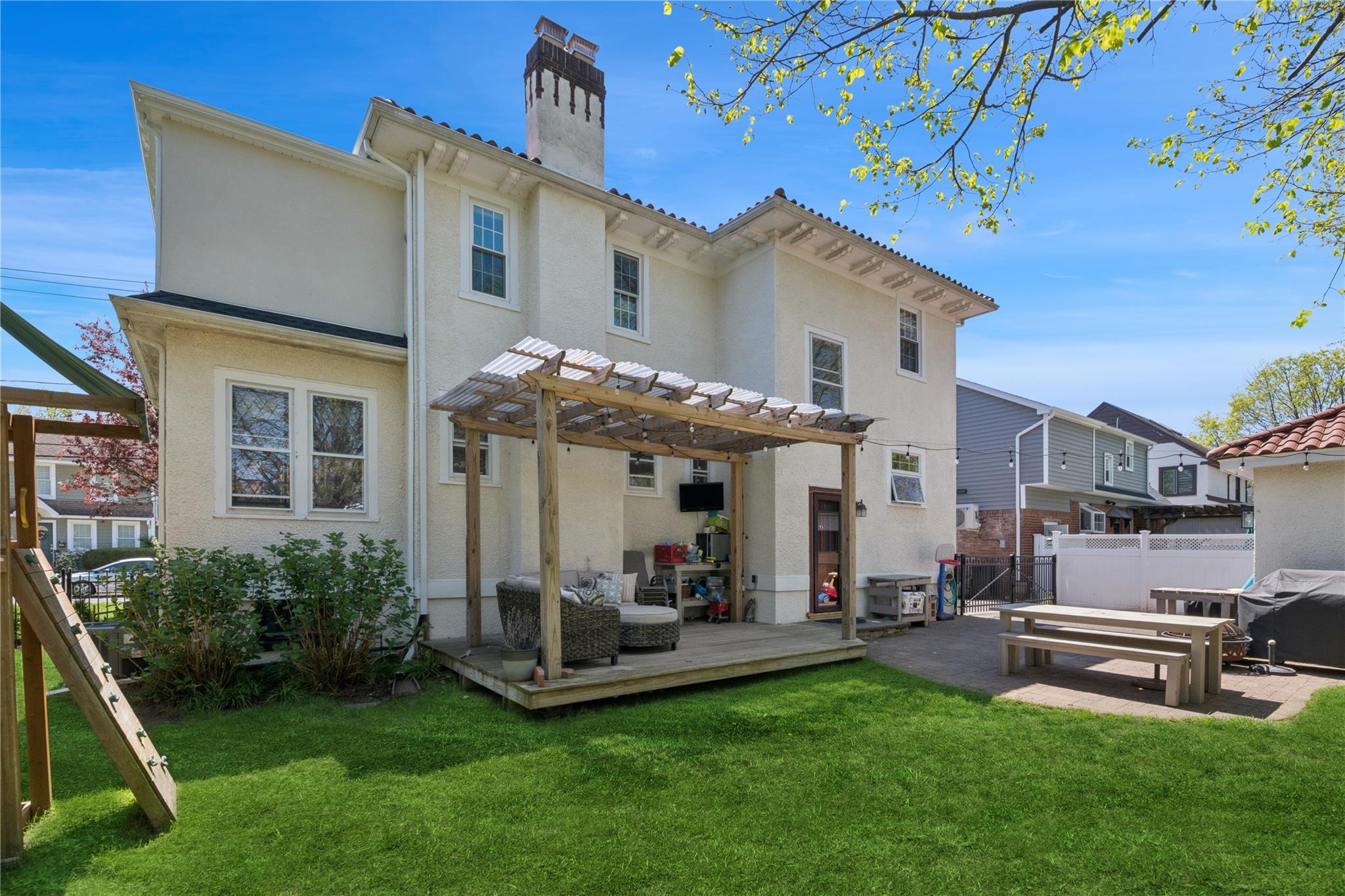 112 Wilson Street, East Rockaway, New York image 23