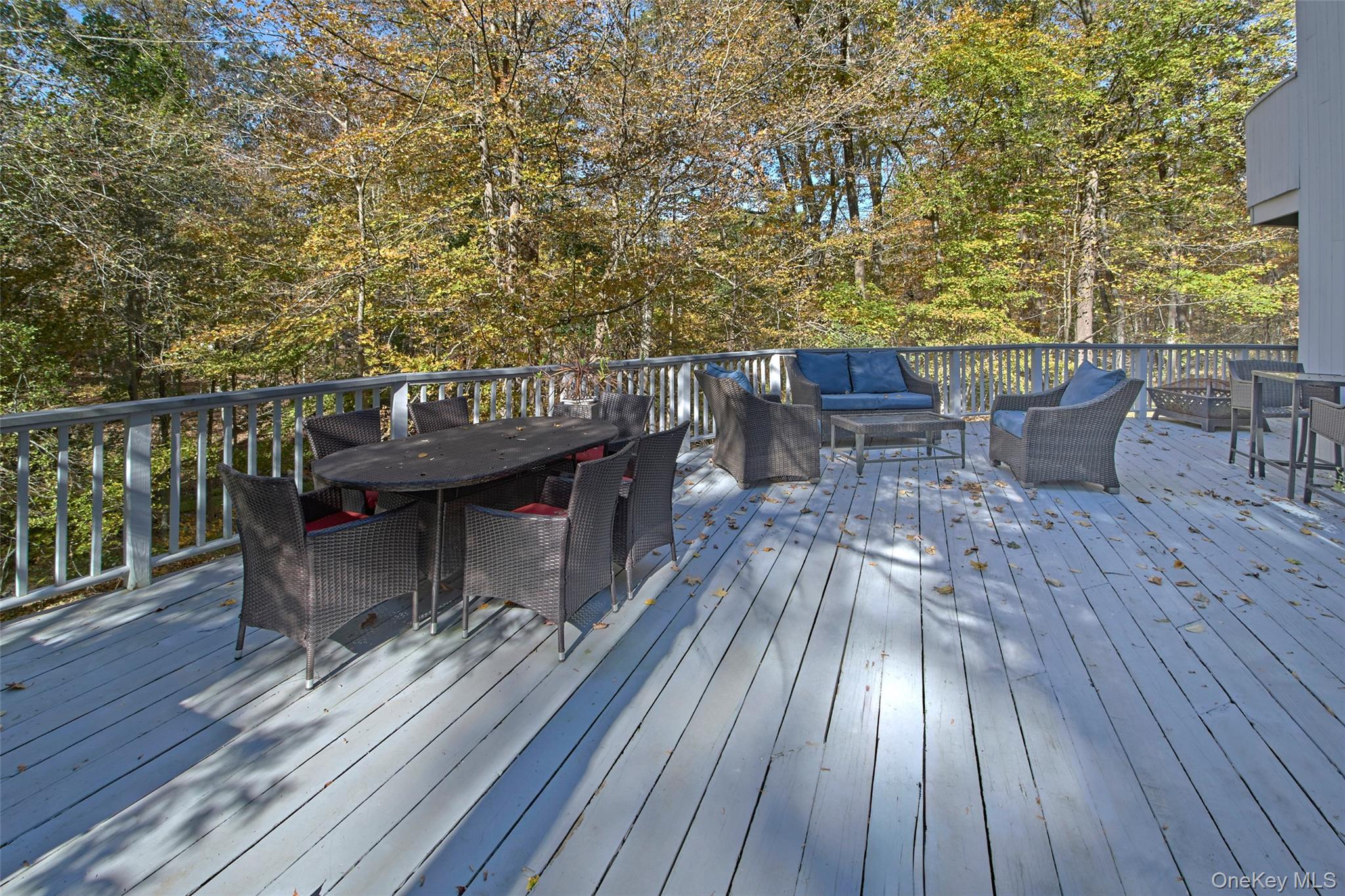 Chappaqua, New York 10514, United States, 5 Bedrooms Bedrooms, ,5 BathroomsBathrooms,Residential,Active,231804