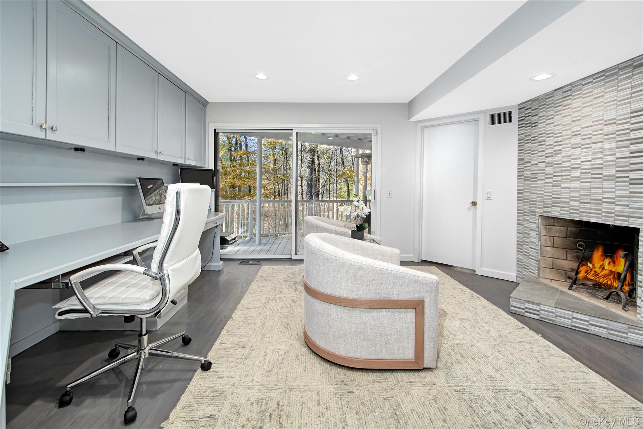 Chappaqua, New York 10514, United States, 5 Bedrooms Bedrooms, ,5 BathroomsBathrooms,Residential,Active,231804