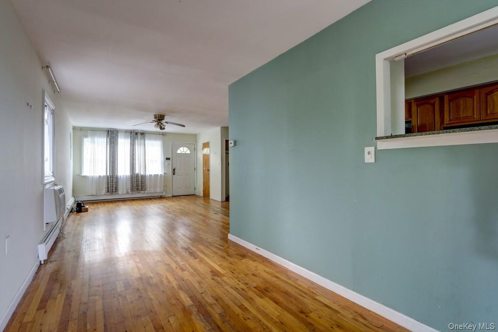 Photo of 12-67 Waterview Street St, Bayswater, NY 11691 (MLS # 927617)