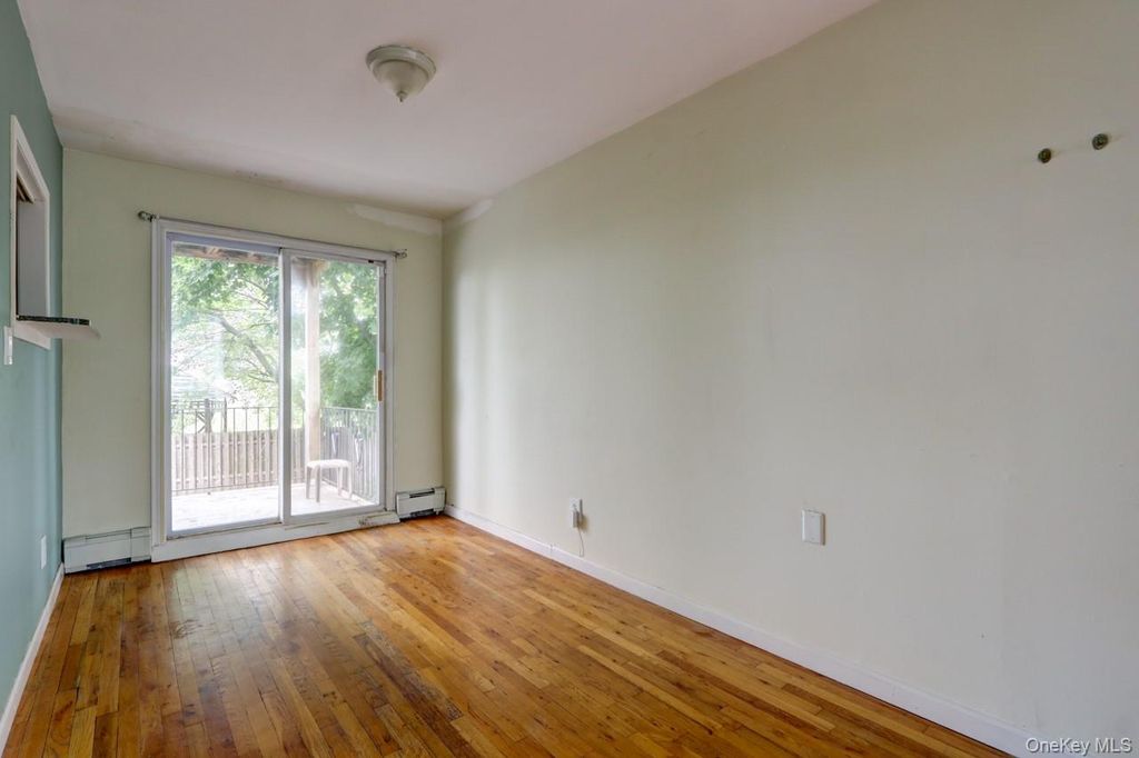 Photo of 12-67 Waterview Street St, Bayswater, NY 11691 (MLS # 927617)