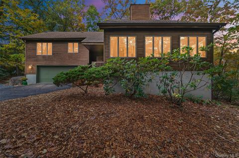 Homes For Sale - 18 St Thomas Place<br/> Highland Falls, NY 10928